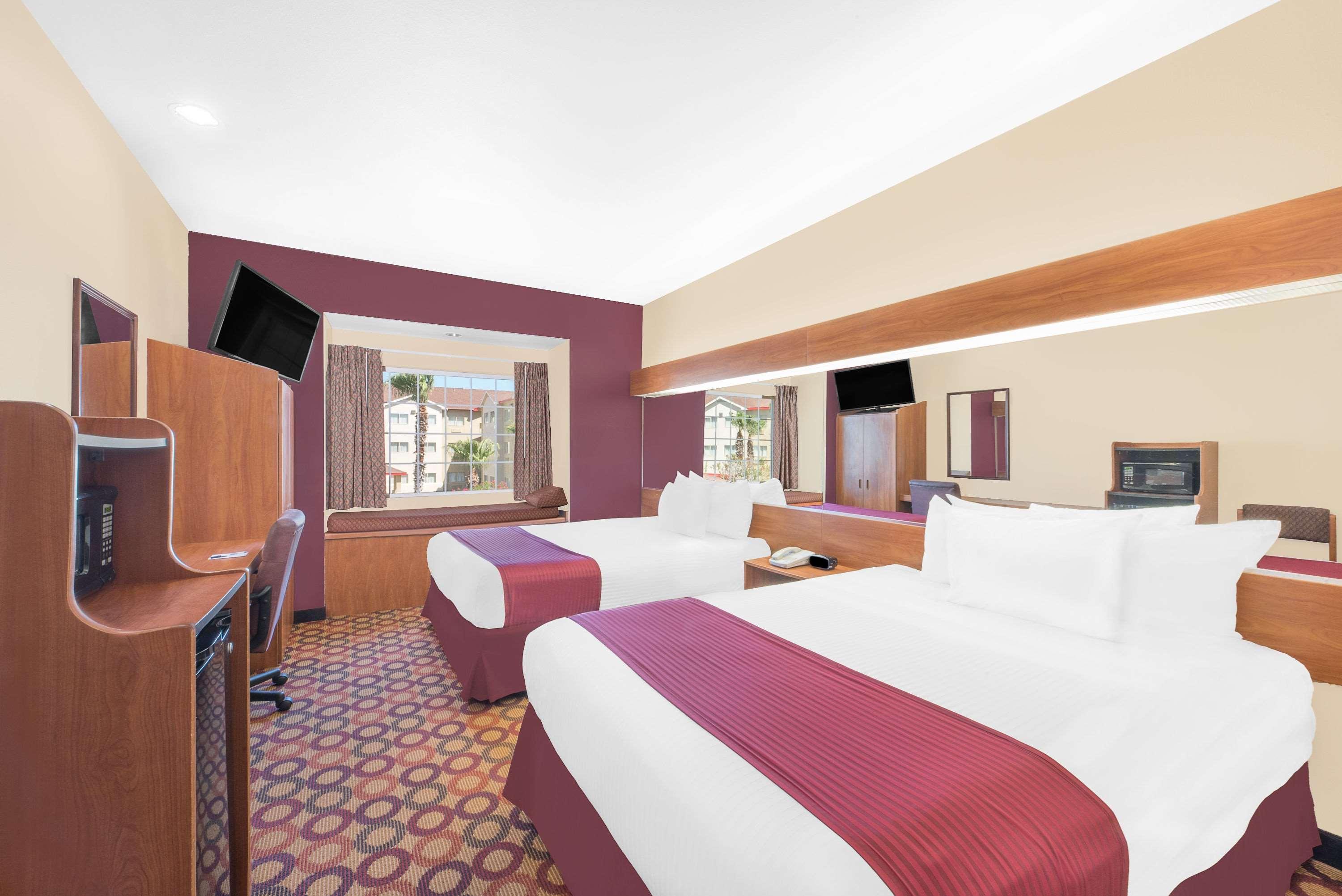 Microtel Inn & Suites By Wyndham Corpus Christi/ארנזאס פאס מראה חיצוני תמונה