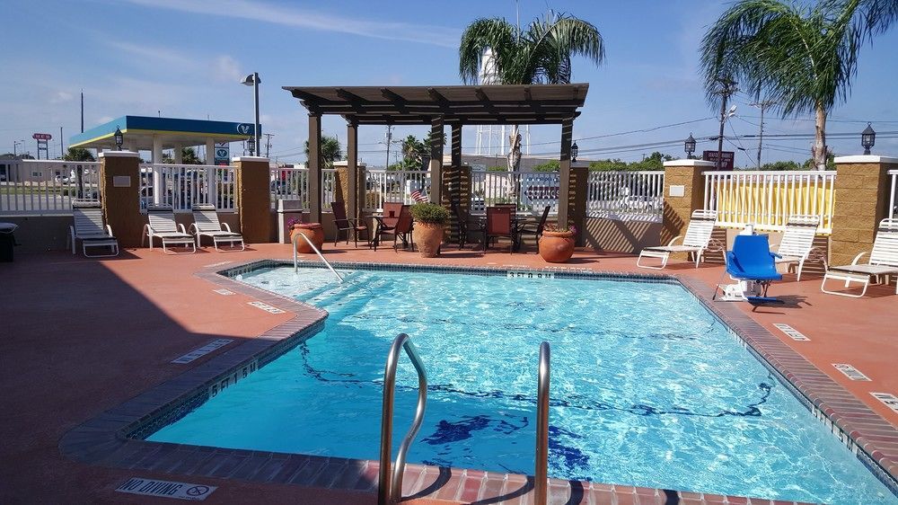 Microtel Inn & Suites By Wyndham Corpus Christi/ארנזאס פאס מראה חיצוני תמונה